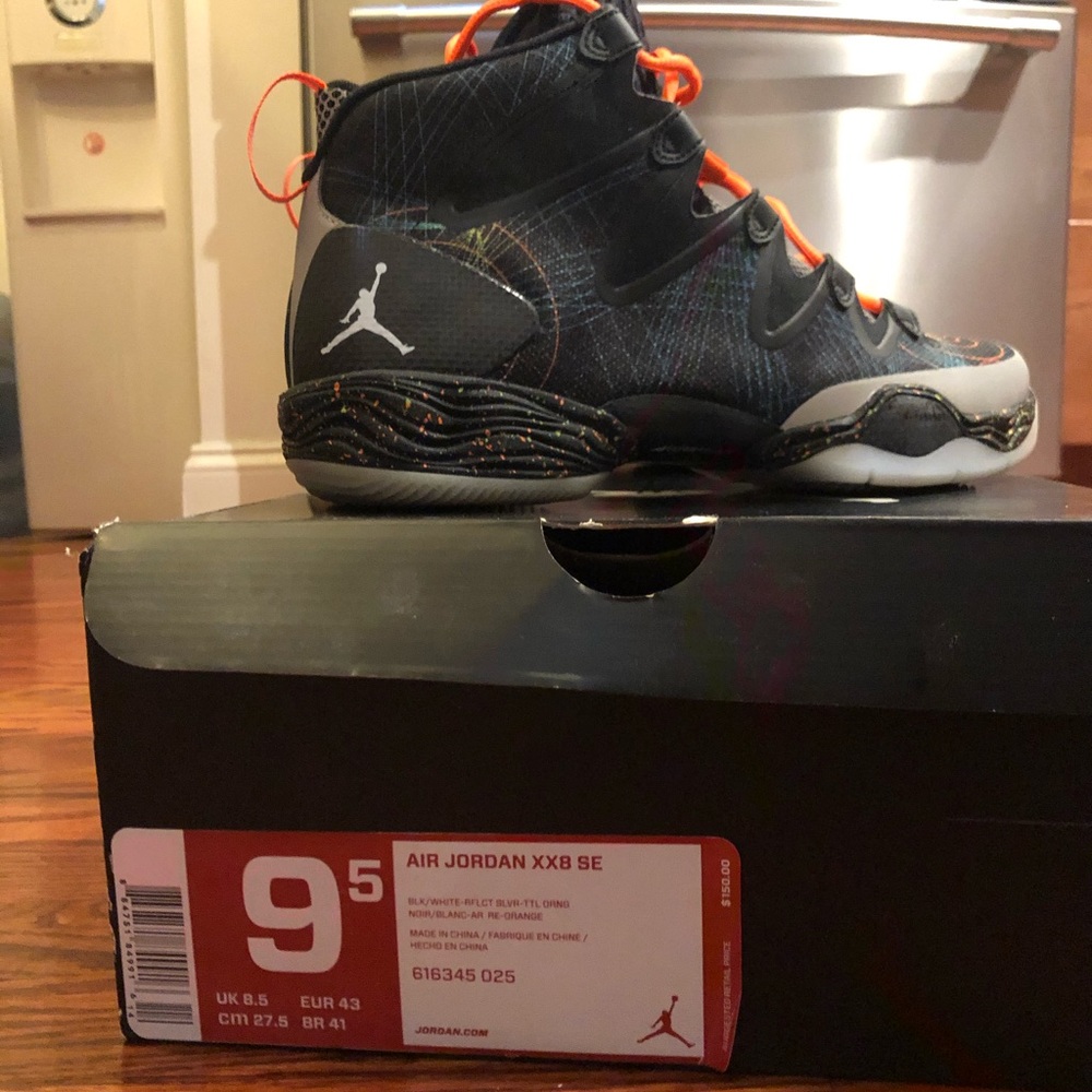 Air Jordan XX8 SE